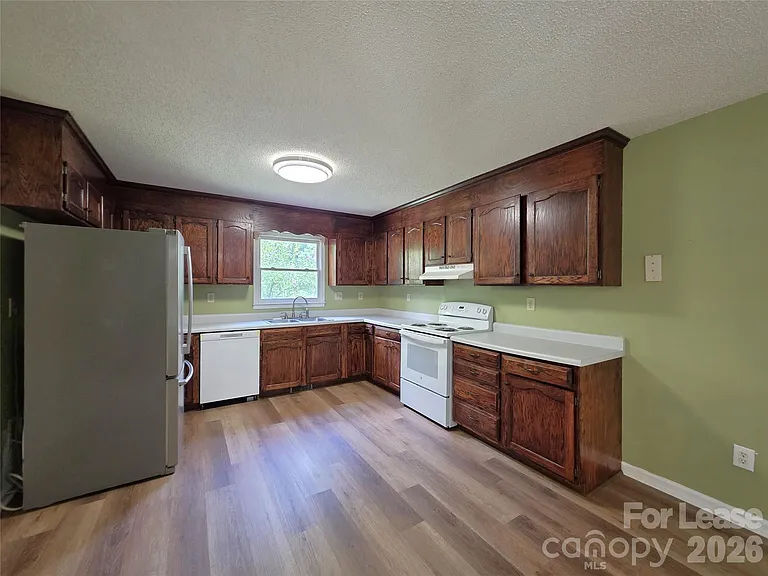 101 Vance Allen Ave — Photo 4