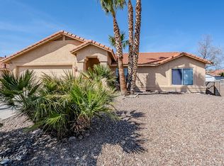 2240 S Quail Hollow Dr, Tucson, AZ 85710