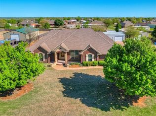 4105 Stardust Ln, Tuttle, OK 73089