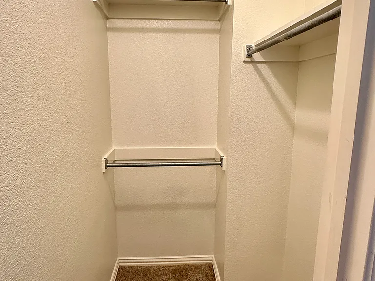 6514 Lake Forest Ln — Photo 11