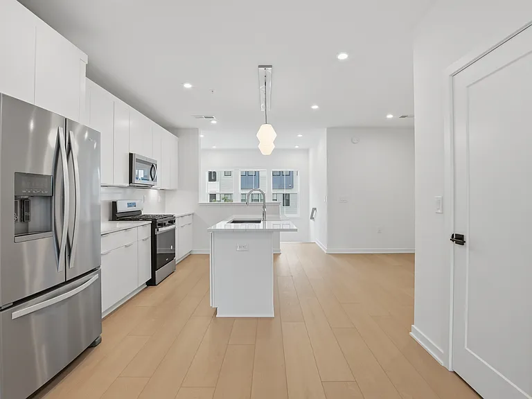 4759 Sully Point Ln — Photo 10