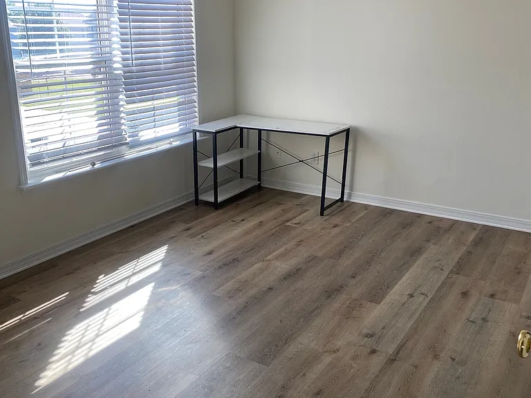 652 Kirkcauldy Dr — Photo 8