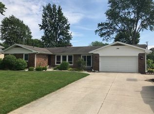 1313 Oriole Dr, Warsaw, IN