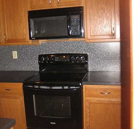 3rd image of 2140 NE 171st St