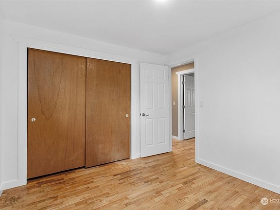 5th image of 19123 52nd Avenue W
