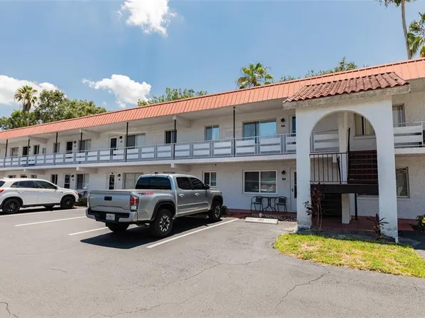 1100 MARTINIQUE DRIVE #203, WINTER HAVEN, FL 33884