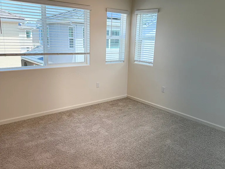 1521 Pioneer Ln — Photo 16