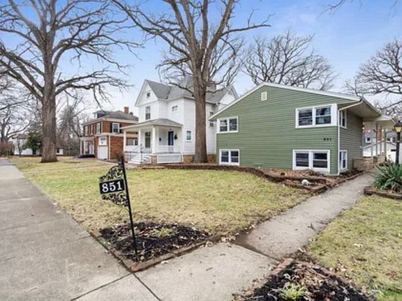 4th image of 851 S Greenwood Ave