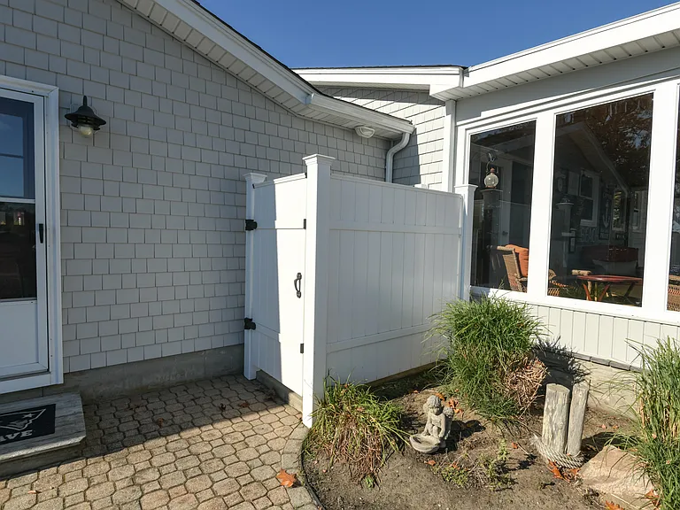 228 Wood Hill Rd — Photo 28