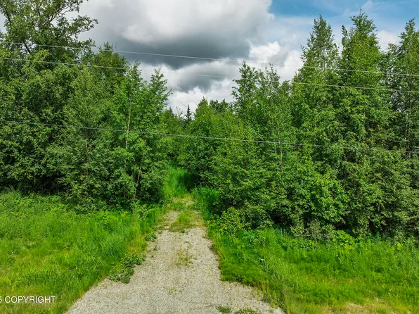6677 N Sunset Dr, Wasilla, AK 99623