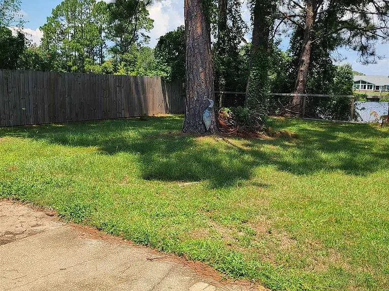 9024 Caribbean Dr — Photo 14