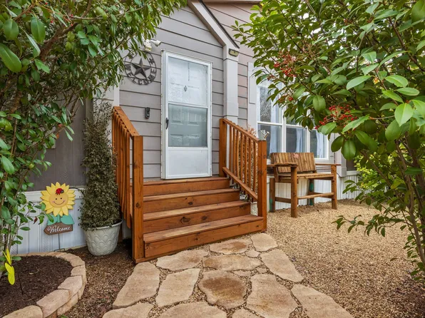 11200 Ridgewood Dr, Salado, TX 76571