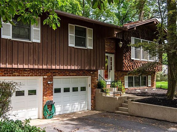 4th image of 4024 N Lake Shore Dr