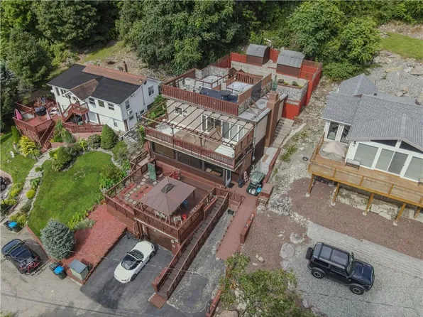 7 Cascade Trail, Greenwood Lake, NY 10925