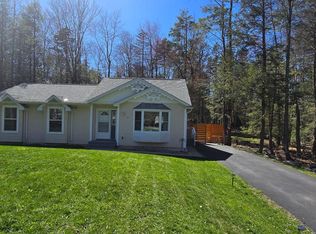 331 Mohansic Ln, Tobyhanna, PA 18466