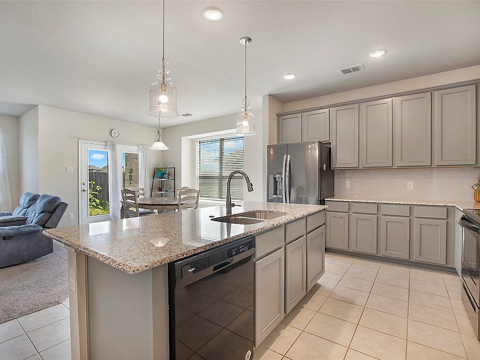 1st image of 3116 Josefina Ln