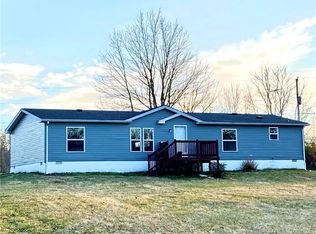5773 E Mann Rd, Pekin, IN 47165