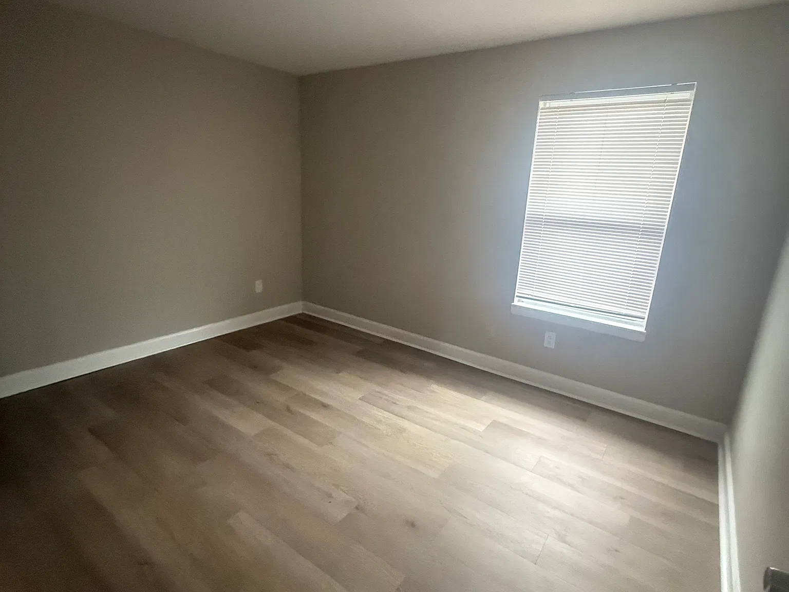 2 bed, 788 sqft, $850 — Photo 2