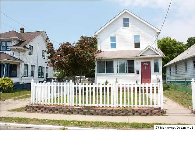 479 Joline Ave photo 1