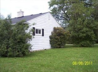 1209 Briarcliffe Dr, Flint, MI 48532