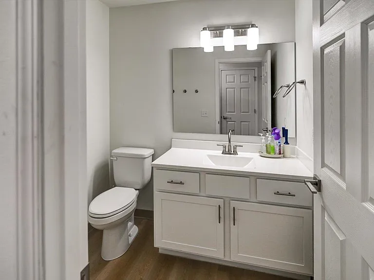 2305 McKenna Blvd — Photo 3
