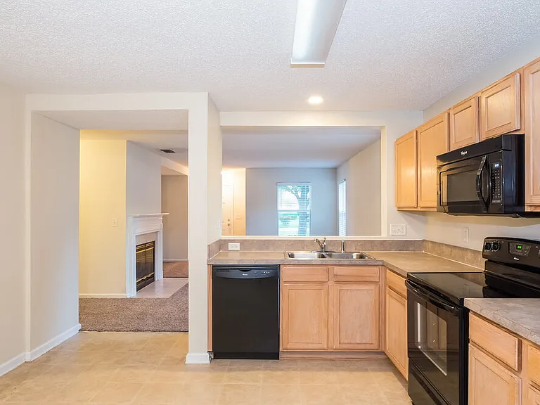 5690 Chirping Way W — Photo 9