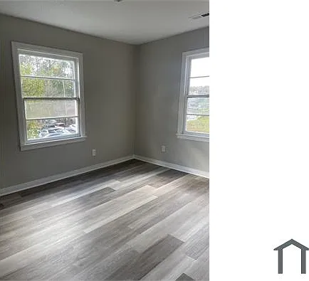 3 bed, 1057 sqft, $1,100 — Photo 2