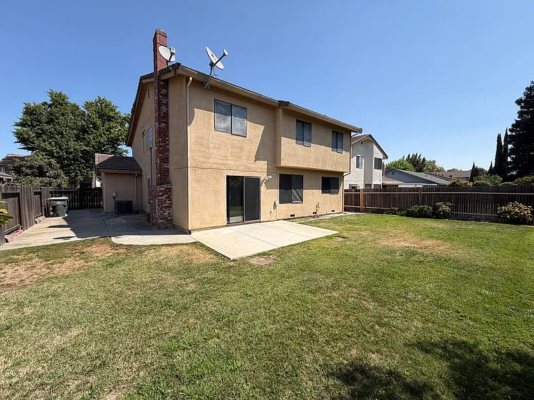 872 Shellwood Way — Photo 44