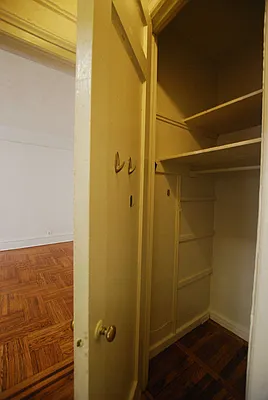 Rented by U2Apartment LLC | media 3