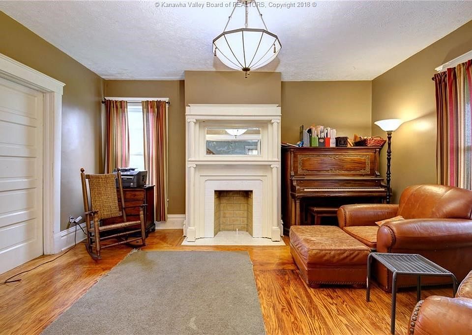 1st image of 803 Somerset Dr