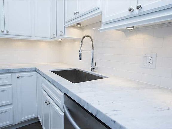 4th image of 1750 James Ave #G-7th