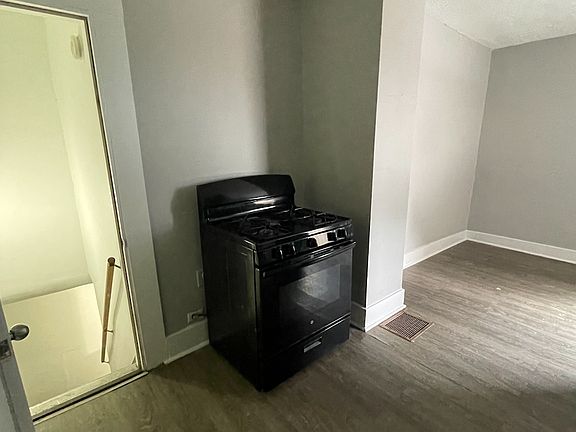 2nd image of 91 McGovern Blvd #2