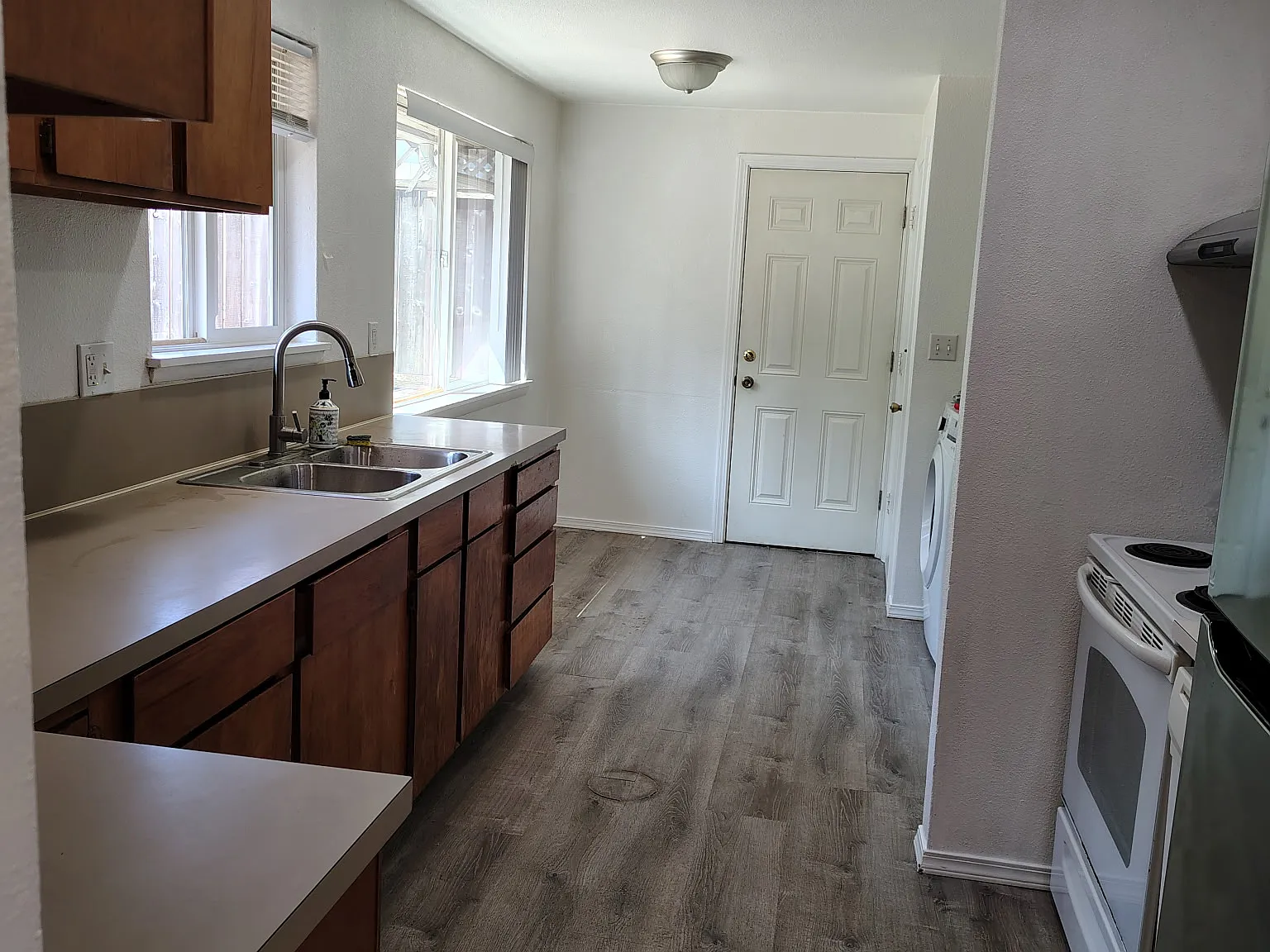 3 bed, 1150 sqft, $2,800 — Photo 4