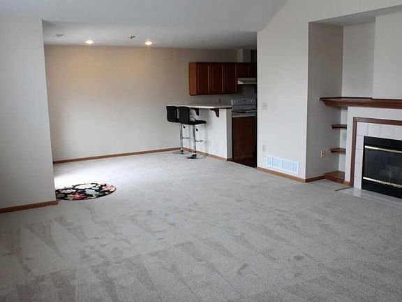 5th image of 7797 S Meadowlark Ln