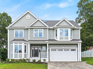 26 Flagg St, Woburn, MA 01801