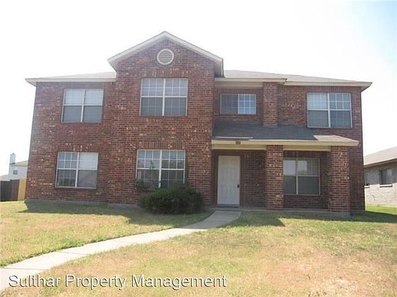 2nd image of 325 Beechwood Ln