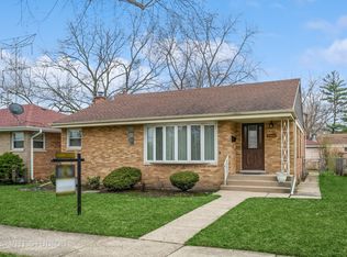 9406 Latrobe Ave, Skokie, IL