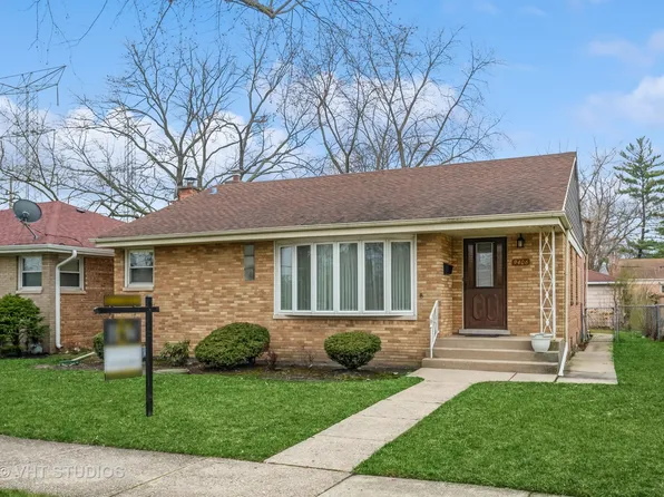 9406 Latrobe Ave, Skokie, IL 60077