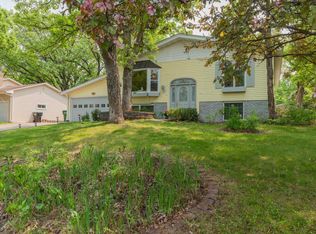 2916 121st Ln NW, Coon Rapids, MN 55433