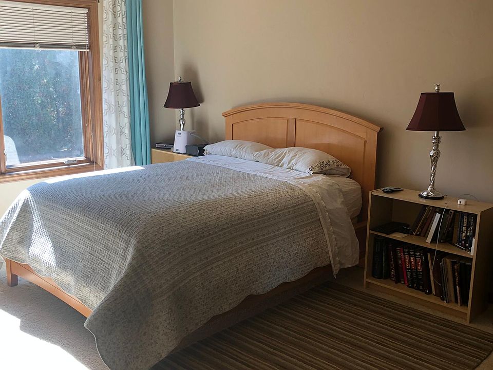 Master bdrm. Has walk in closet as well as the large bedroom on the lower level.