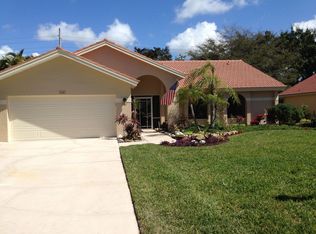 1081 Kings Way, Naples, FL 34104