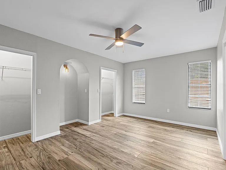240 Eider Rd — Photo 37