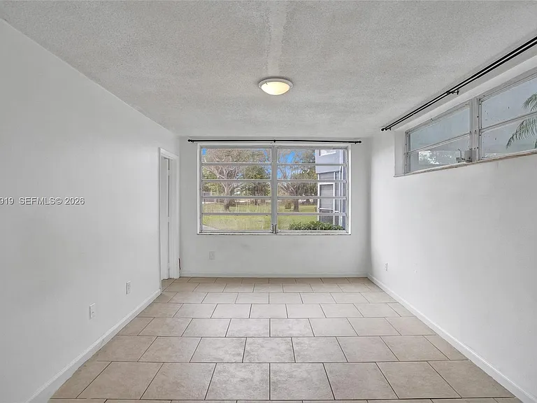 1601 NE 191st St #B112 — Photo 22