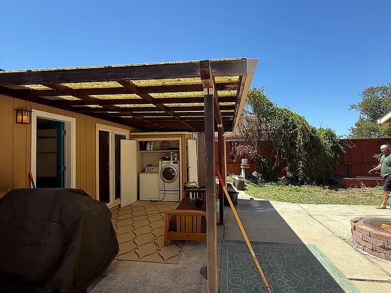 45 Compton Ter — Photo 10