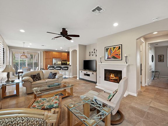 3rd image of 80113 Avenida Linda Vis