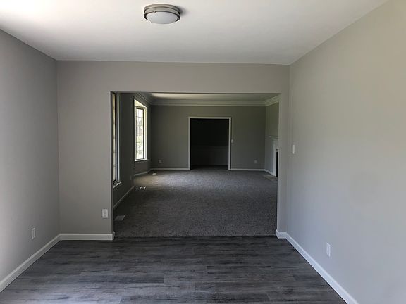 5th image of 19159 Orchard Heights Dr