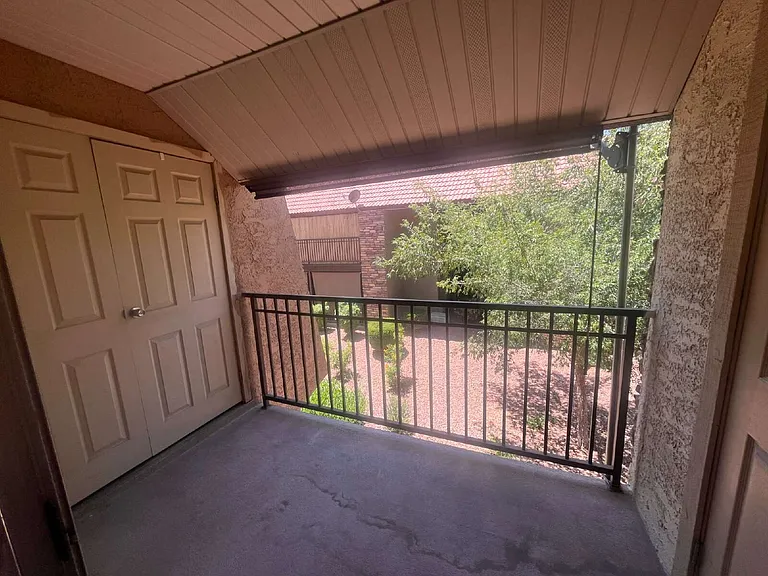 4972 River Glen Dr #178 — Photo 4