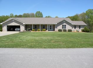 263 Country Acres Dr, Somerset, KY 42503