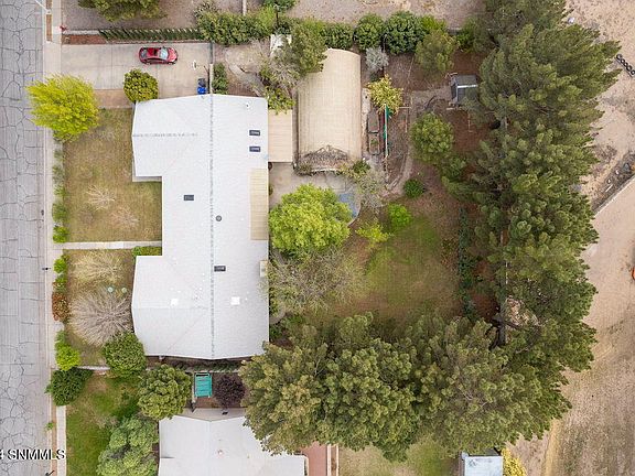 4th image of 3018 Camino Real