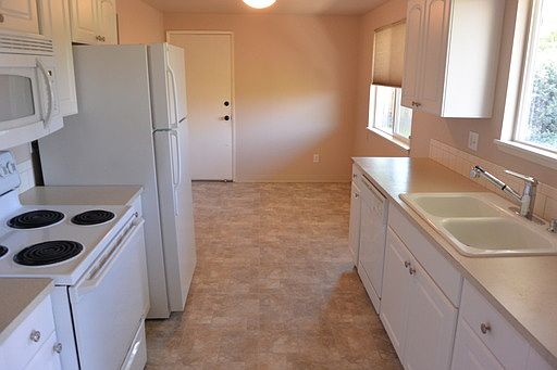 3rd image of 8217 NW 6th Ave